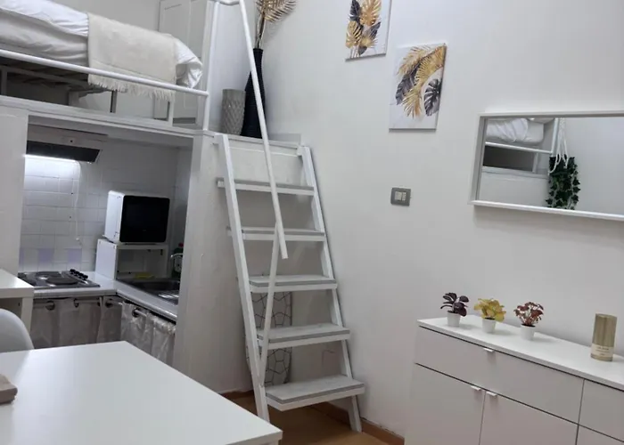 Golden - Un Piccolo Loft Nel Cuore Di *